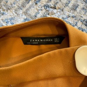 zara woman tshirt with button XS yellow